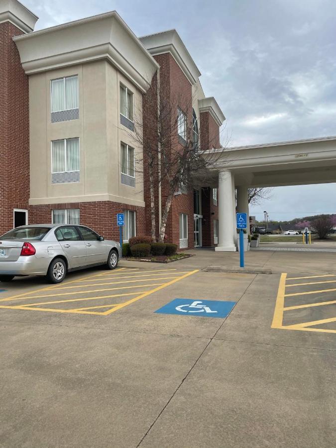 The Arc Hotel Fort Smith Exterior photo